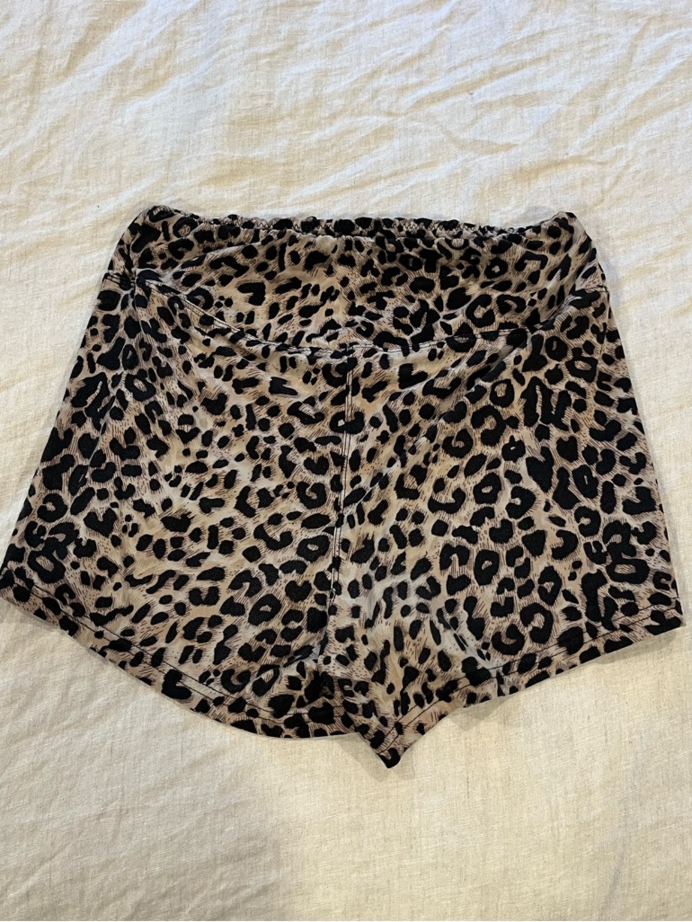 🌈 3/$10 Leopard Print 3” Women’s High-Rise Shorts - Brown - Picture 2 of 4